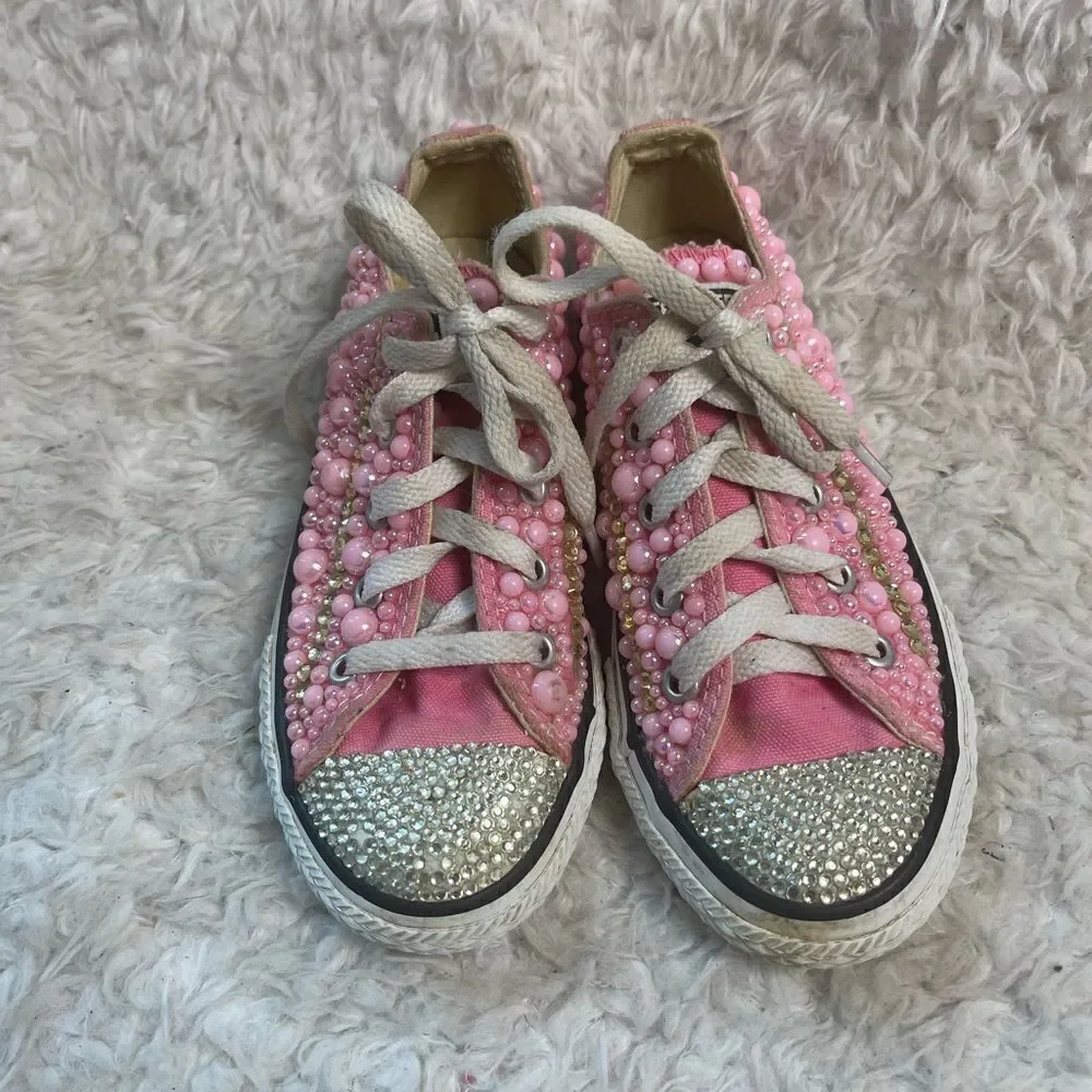 Converse little girl pink Bling low top lace up pink sneakers size 12